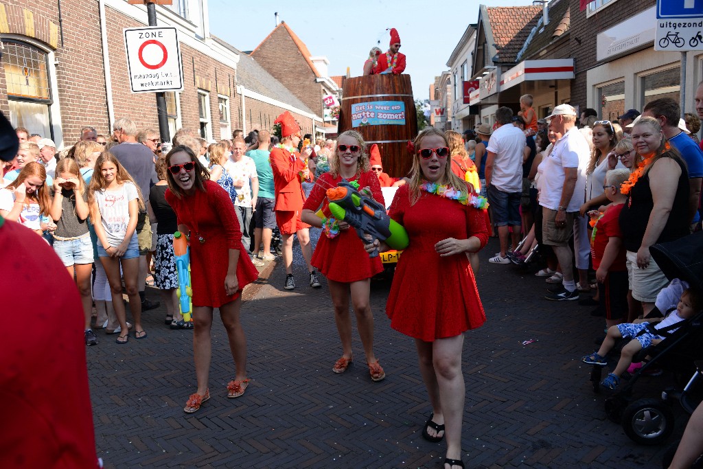 ../Images/Zomercarnaval Noordwijkerhout 171.jpg